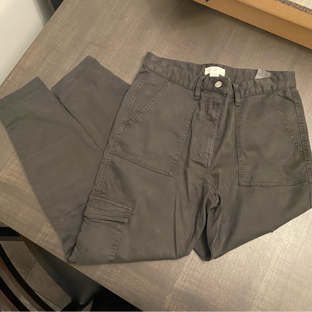 H&M Black Skinny Cargo Pants NWOT